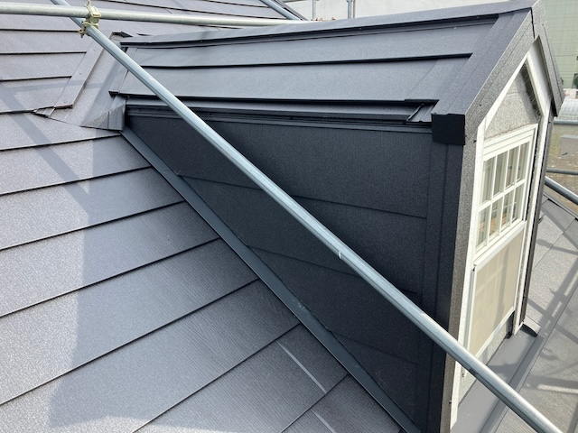 ドーマー付け根